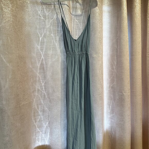 Reformation Dresses & Skirts - Reformation Dress - Size Medium